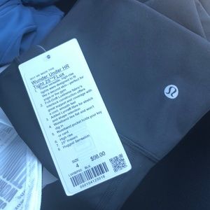 Brand new pair of lulu lemon wunder under leggings